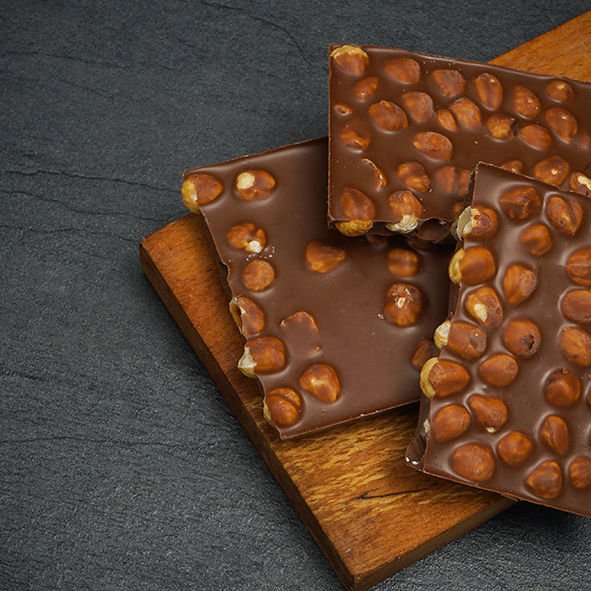 Fındıklı Sütlü Kırma Çikolata