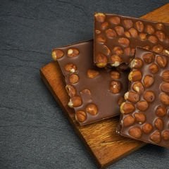 Fındıklı Sütlü Kırma Çikolata