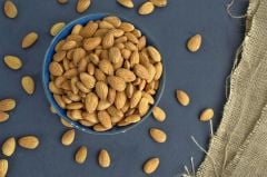 Çiğ Şili Badem | Doğal Lezzet, İri Tane Yapı ve Katkısız Atıştırmalık