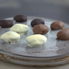 Çikolatalı Bademli Hurma