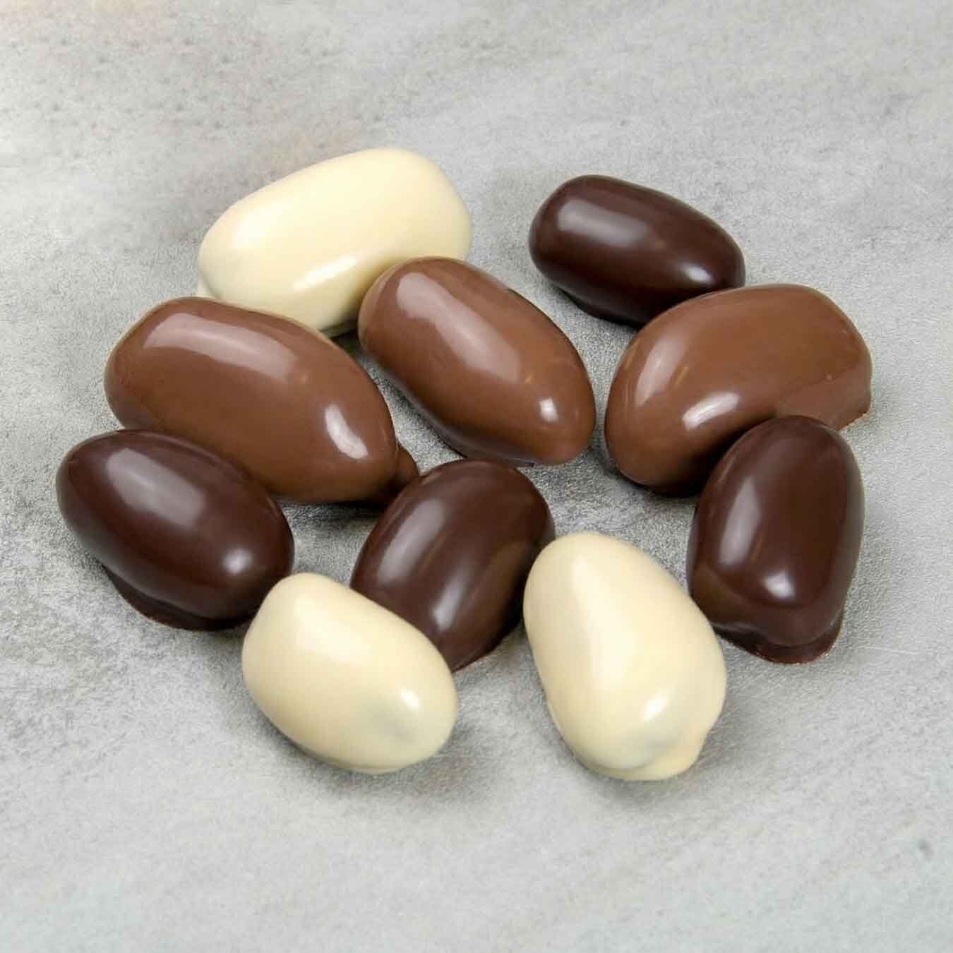 Çikolatalı Bademli Hurma