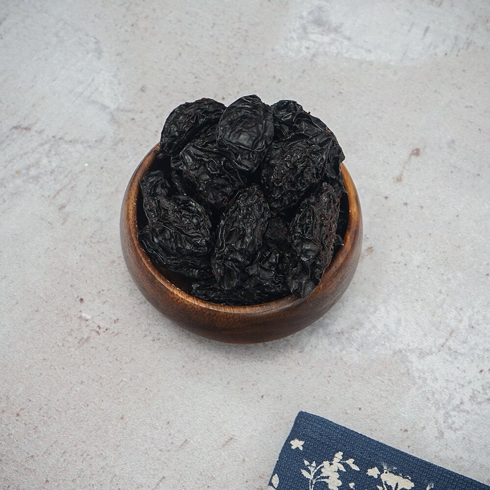 Çekirdekli Siyah Erik