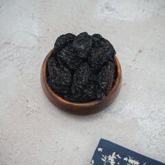 Çekirdekli Siyah Erik