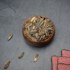 Siyah Tuzlu Ay Çekirdeği